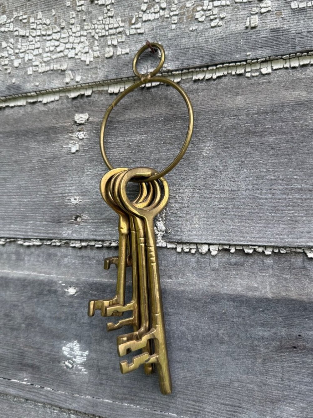 Vintage 70s Lot Solid Brass Decor Skeleton/Jail Keys With Hanging Ring